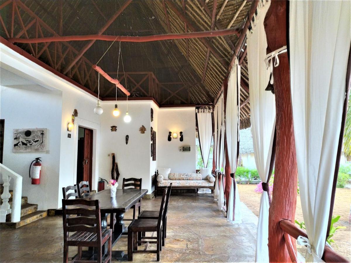 Karibuni Jeds Villas 85 & 86 Mambrui Exterior photo